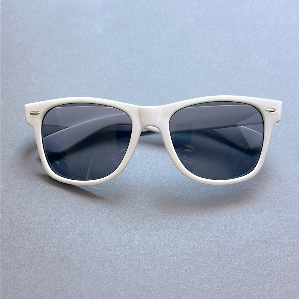 VW Logo Sunglasses - White Unisex